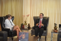 Rector recibe visita Embajadora OEA
