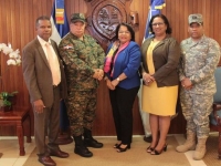 Rectora UASD recibe visita del General de Brigada Luis Coronado