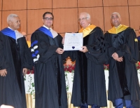 UASD otorga títulos de “Profesor Honorario” a los doctores Abel González y Julio A. Castaños Guzmán
