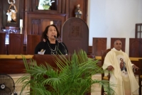Ofician misa en Barahona en memoria de la maestra Gisela Quiñones