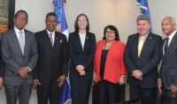 Rectora UASD recibe visita embajadores del Reino Unido y de Canadá