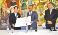 UASD reconoce embajador dominicano ante Austria, Bulgaria y Servia