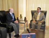 Rector UASD recibe visita cónsul de España
